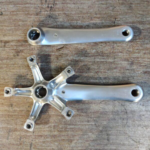 Pédalier Shimano 105 Octalink Hollowtech1 FC-5502-S vendu sans plateaux Pédalier Les Mains Dans Le Guidon