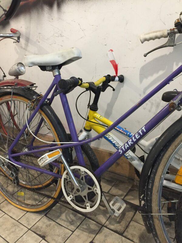 Vélo Starlett Vélo vendu Les Mains Dans Le Guidon