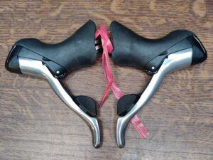 Paire Levier-Manette Shimano 105 2x10vitesses ST-5600 FlightDeck Neuve Levier de frein Les Mains Dans Le Guidon