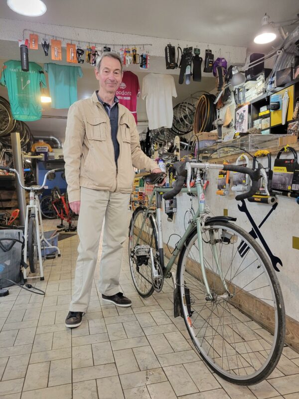 Randonneuse vintage « La brise » T56 3x5vitesses Vélo en dépot-vente Les Mains Dans Le Guidon