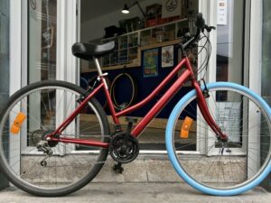 VTC LeJeune T47 Vélo azuré Les Mains Dans Le Guidon