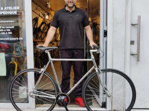 Single Speed Chrome T55 équipé Campagnolo Vélo en dépot-vente Les Mains Dans Le Guidon