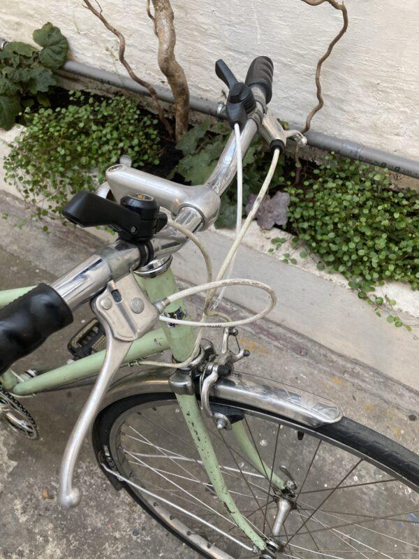 Vélo cadre artisanal Vélo occasion Les Mains Dans Le Guidon