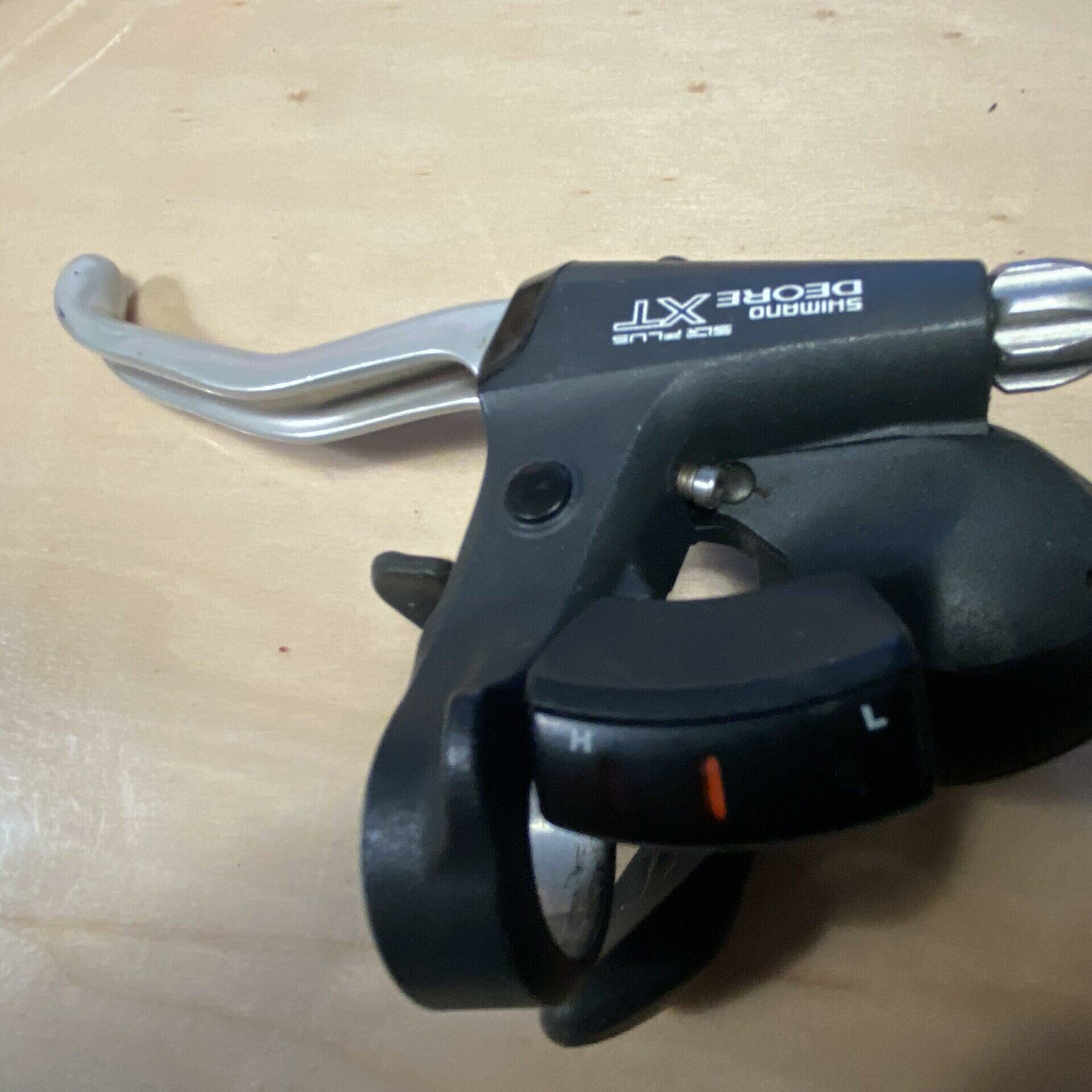 Paire de manettes de dérailleur Shimano XT SL-M8000-I I-Spec II | VTT