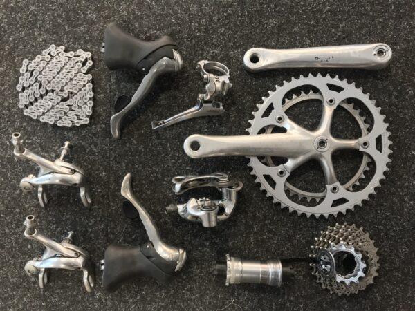 Groupe complet SHIMANO Ultegra 6500 Dérailleur arrière Les Mains Dans Le Guidon