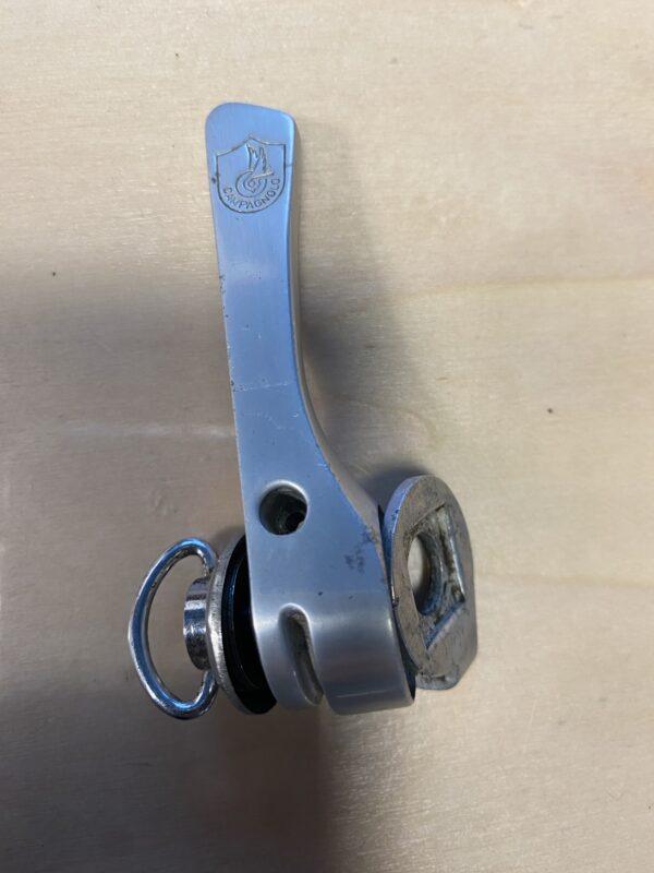 Paire de leviers Campagnolo C record Levier de vitesses Les Mains Dans Le Guidon