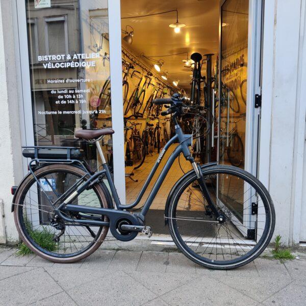 Vélo electrique Elops 940E S/M moteur shimano Pédalier Vélo en dépot-vente Les Mains Dans Le Guidon