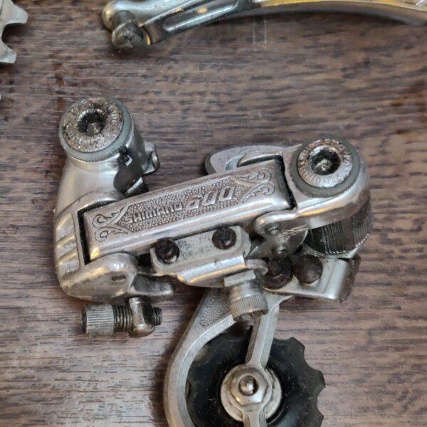 Groupe complet Shimano 600 Arabesque avec pédales Kyokuto Dérailleur arrière Les Mains Dans Le Guidon