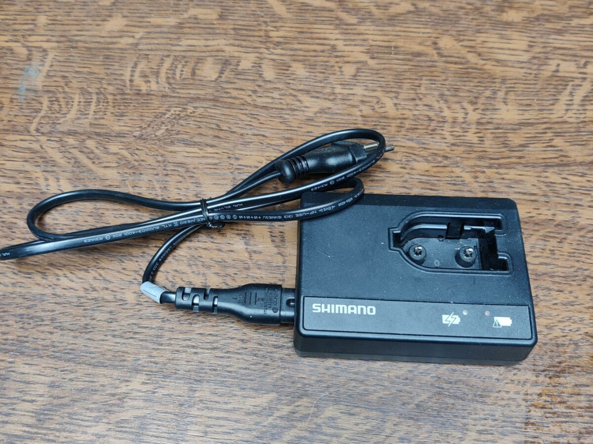 Chargeur Shimano SM-BCR1 + Câble SM-BCC-1 Pour Batterie Di2 - Neuf
