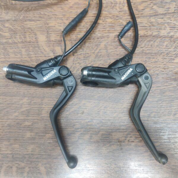 Kit freins hydro Magura MT4 pour Stromer ST2 ou eBike Etrier frein Les Mains Dans Le Guidon