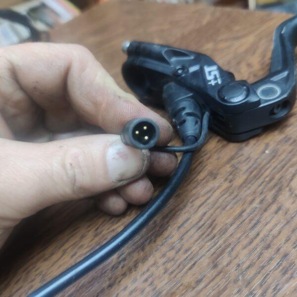 Kit freins hydro Magura MT4 pour Stromer ST2 ou eBike Etrier frein Les Mains Dans Le Guidon