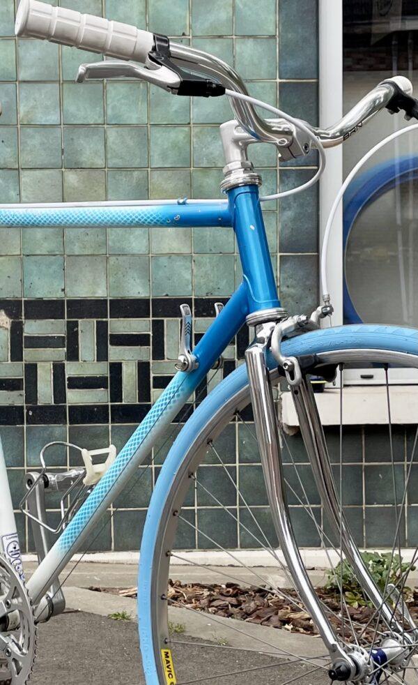 COURSE Concorde T54 Vélo azuré Les Mains Dans Le Guidon