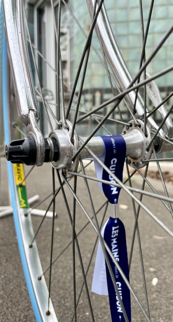 COURSE Concorde T54 Vélo azuré Les Mains Dans Le Guidon