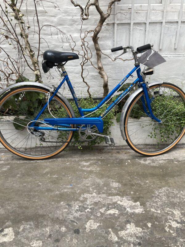 Vélo de ville Puch Sprint Vélo azuré Les Mains Dans Le Guidon