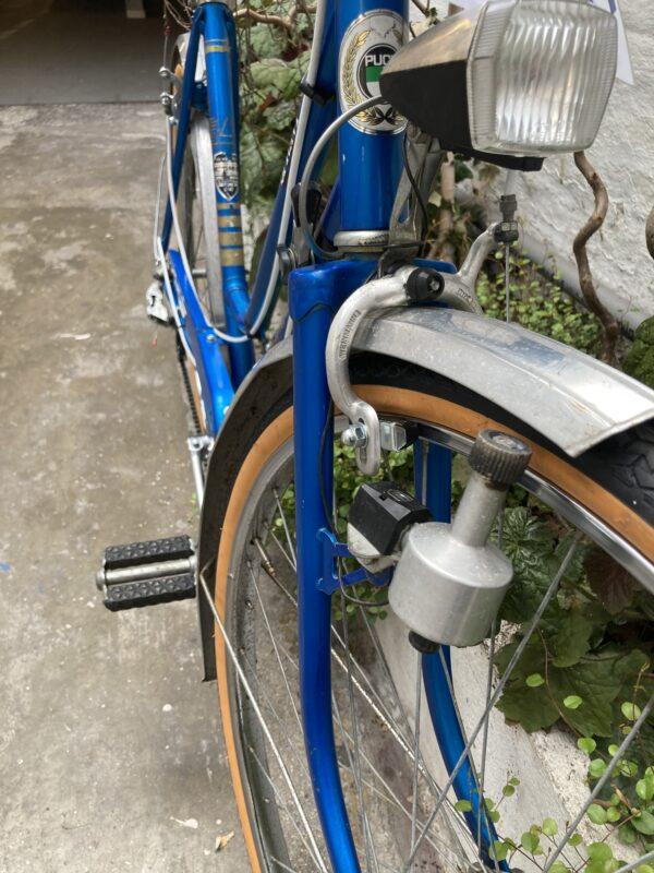 Vélo de ville Puch Sprint Vélo azuré Les Mains Dans Le Guidon