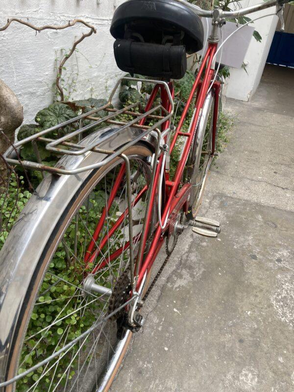 Motoconfort vélo de ville mixte Vélo occasion Les Mains Dans Le Guidon