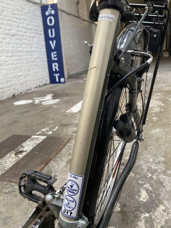 Orbea Street Vélo azuré Les Mains Dans Le Guidon