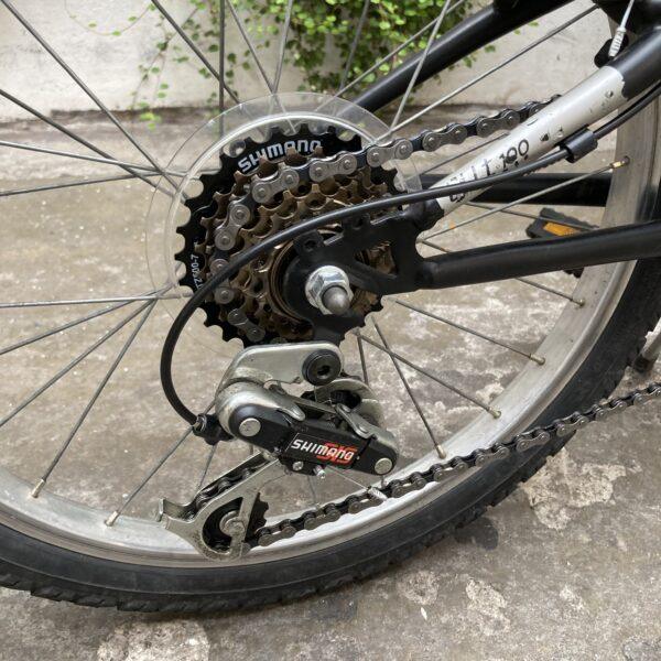 B’Twin Tilt 100 Vélo en dépot-vente Les Mains Dans Le Guidon