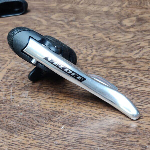 Manette gauche 2-3v Ergopower Campagnolo Veloce (2006) Levier de vitesses Les Mains Dans Le Guidon