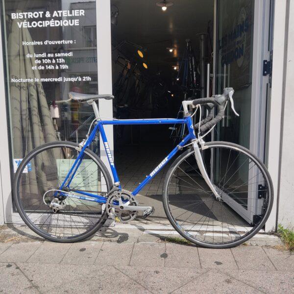 Vélo Course Menet T54 avec freins shimano Aéro Vélo en dépot-vente Les Mains Dans Le Guidon
