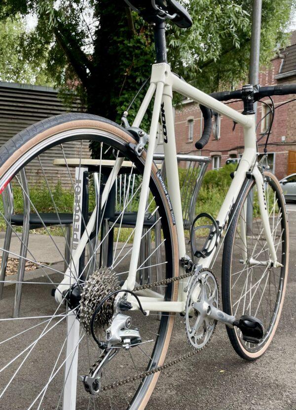 COURSE Re-Look-é KG361 taille L Vélo de collection Les Mains Dans Le Guidon