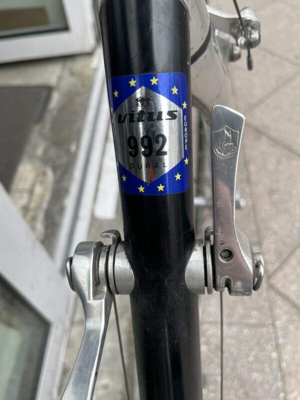 Vitus Course emmanché collé Vélo de collection Les Mains Dans Le Guidon
