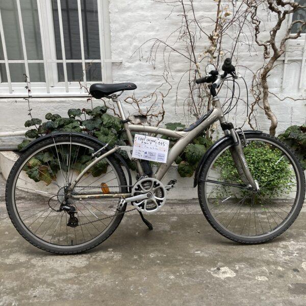 B’Twin 7 Vélo en dépot-vente Les Mains Dans Le Guidon