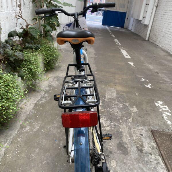 B’Twin 3 Vélo occasion Les Mains Dans Le Guidon
