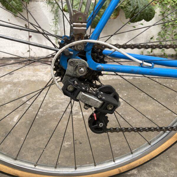 Manufrance 3V Vélo en dépot-vente Les Mains Dans Le Guidon