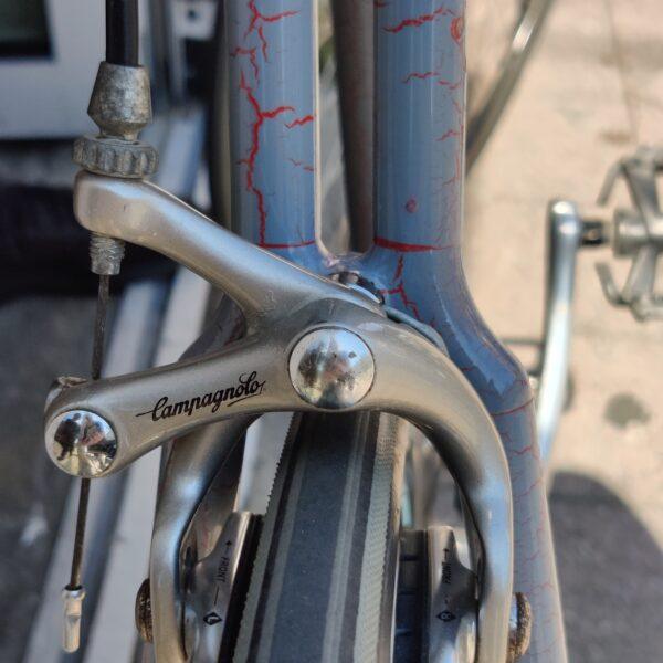 Vélo course Sakae litage Taille 59/60 Vélo en dépot-vente Les Mains Dans Le Guidon
