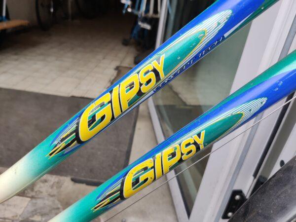 Vélo ville / VTC Gipsy 2×7 vitesses Vélo occasion Les Mains Dans Le Guidon