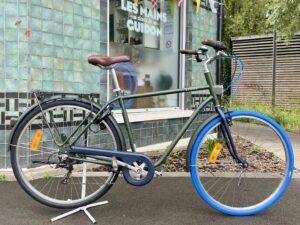 VILLE B’Twin Elops 520 taille XL/L Vélo azuré Les Mains Dans Le Guidon