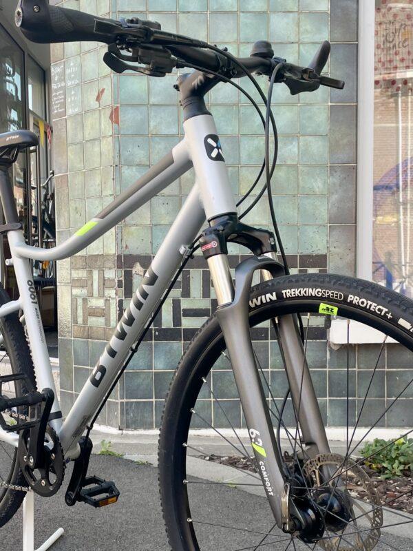 TREKKING B’Twin Riverside 900 taille M Vélo en dépot-vente Les Mains Dans Le Guidon