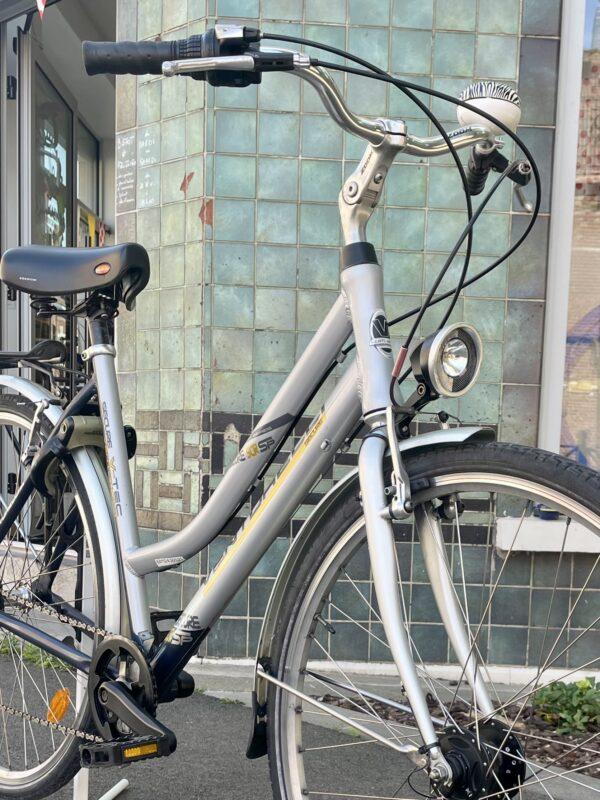 VILLE Venturelli taille L Vélo en dépot-vente Les Mains Dans Le Guidon