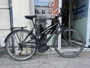 FAHRRAD VSF T-300 Vélo en dépot-vente Les Mains Dans Le Guidon