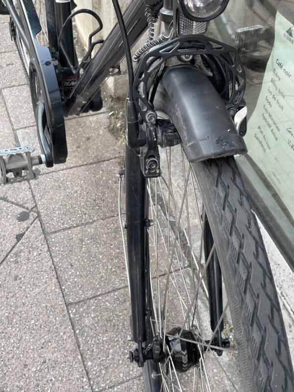 FAHRRAD VSF T-300 Vélo en dépot-vente Les Mains Dans Le Guidon