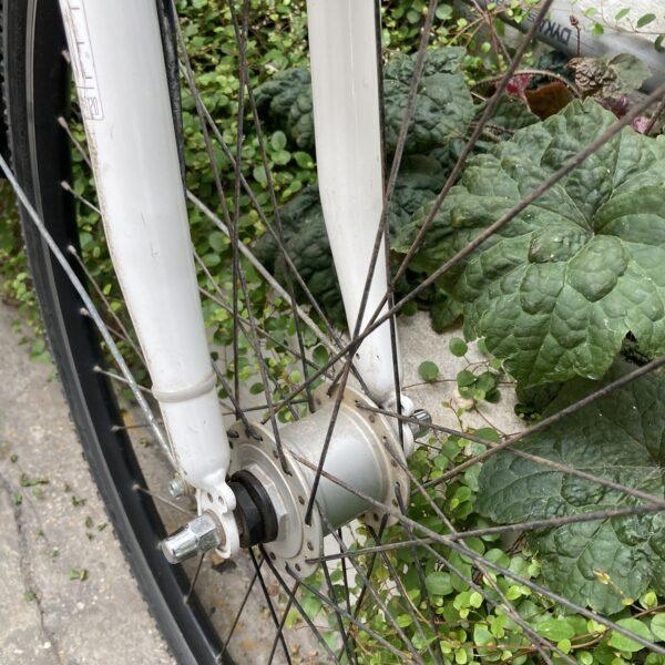 Winora Hollywood Nexus 7V Vélo en dépot-vente Les Mains Dans Le Guidon