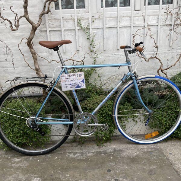 Ville/Rando Superia Vélo azuré Les Mains Dans Le Guidon