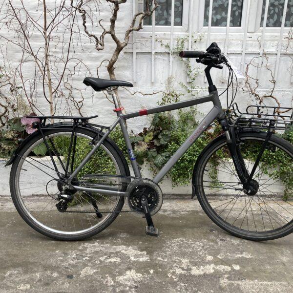 PEUGEOT T02 Ville/Trekking Vélo en dépot-vente Les Mains Dans Le Guidon