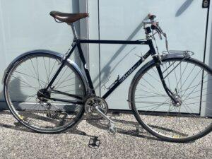 Randonneuse  Berthoud taille 54 Vélo occasion Les Mains Dans Le Guidon