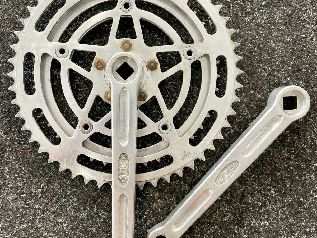 TRUVATIV Vis de Serrage Manivelle Auto Extractrice GXP - M15 - M26 Argent TRUVATIV Vis de Serrage Manivelle Auto Extractrice GXP - M15 - M26 Argent