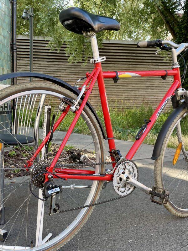 VTT Décathlon Série T taille L Vélo en dépot-vente Les Mains Dans Le Guidon