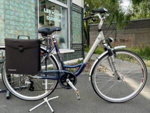 VILLE Bull-dog taille L Vélo en dépot-vente Les Mains Dans Le Guidon