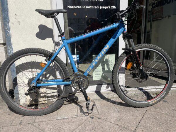 VTT Rockrider 500 B’Twin Vélo occasion Les Mains Dans Le Guidon