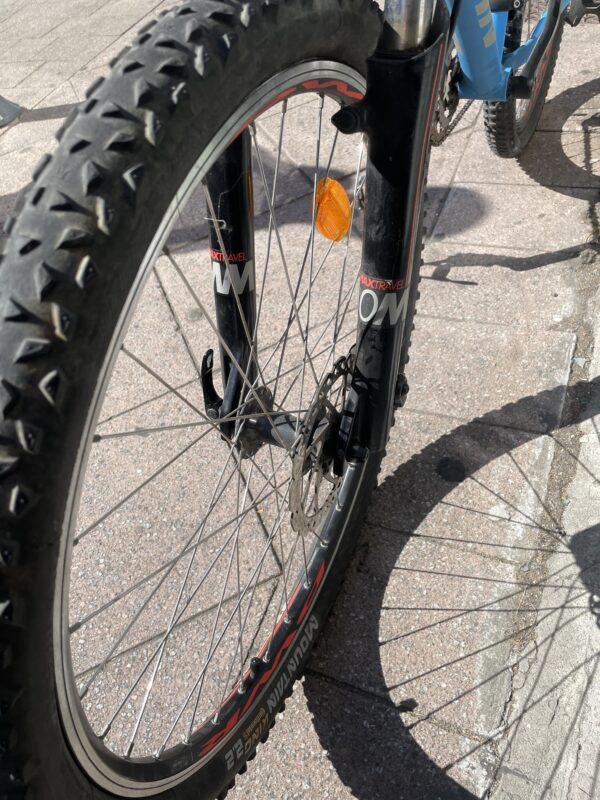VTT Rockrider 500 B’Twin Vélo occasion Les Mains Dans Le Guidon
