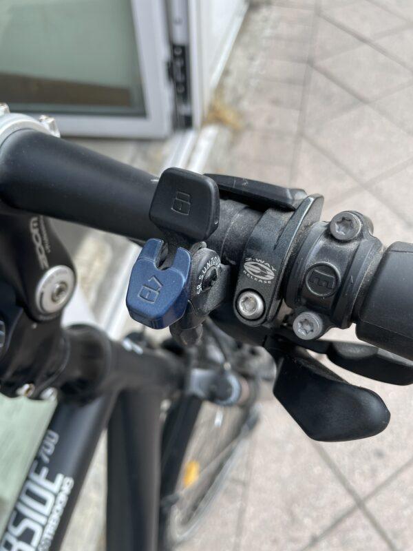 B’Twin CrossTrekking 700 Vélo en dépot-vente Les Mains Dans Le Guidon