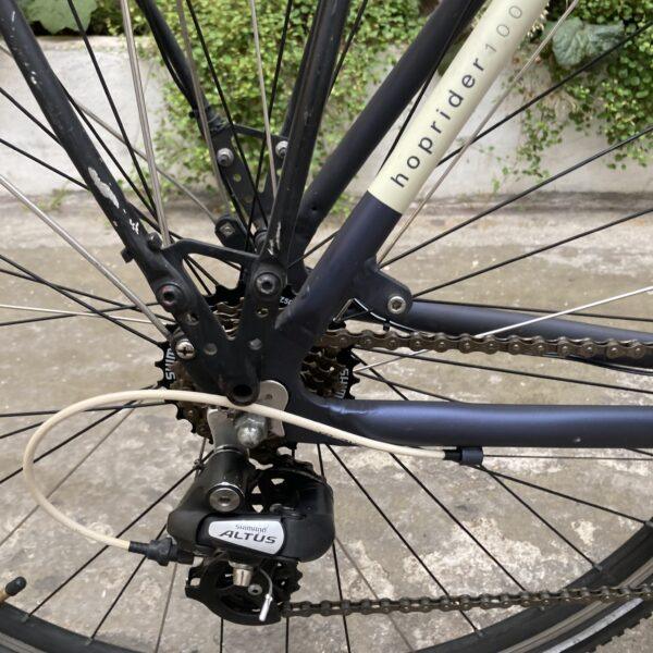 B’Twin Hoprider Vélo occasion Les Mains Dans Le Guidon