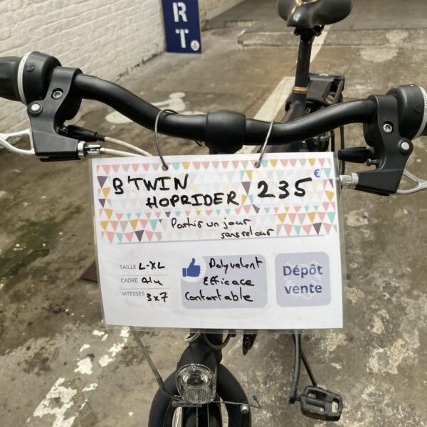 B’Twin Hoprider Vélo occasion Les Mains Dans Le Guidon