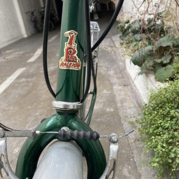 Raleigh Ville Vert Vélo en dépot-vente Les Mains Dans Le Guidon
