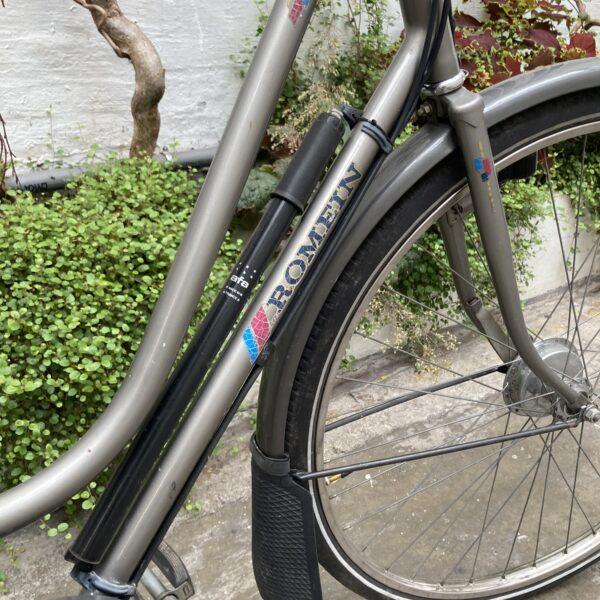 Ville Hollandais Romein Vélo en dépot-vente Les Mains Dans Le Guidon